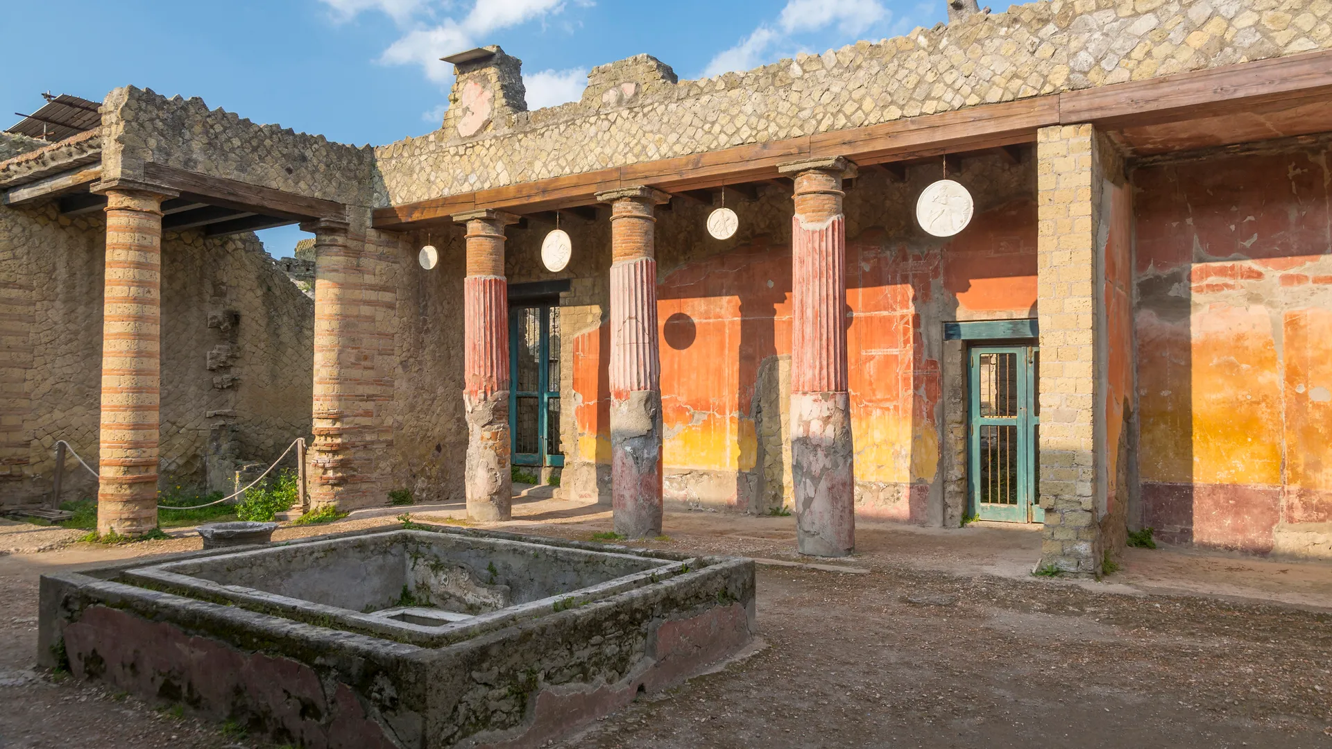 Pompeii or Herculaneum and Mt.Vesuvio-4