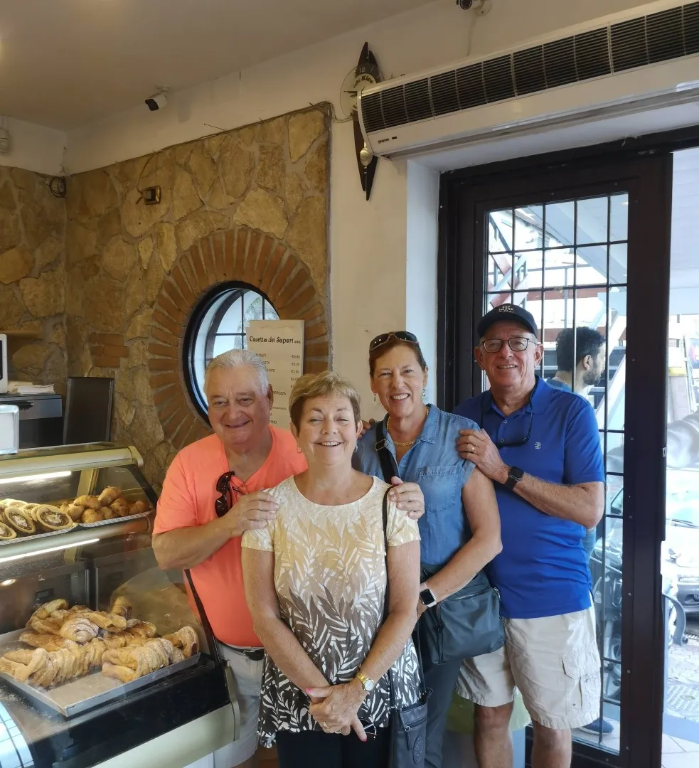 Half Day Tour Pompeii Ruins-3