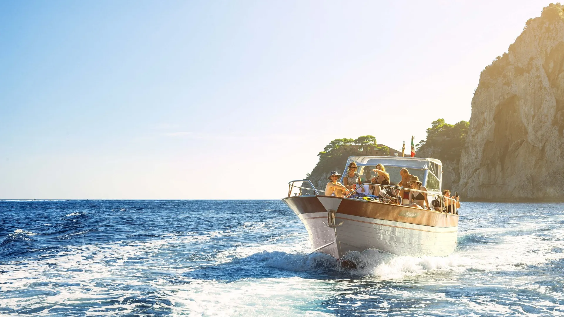 Private boat tours - a personalized experience