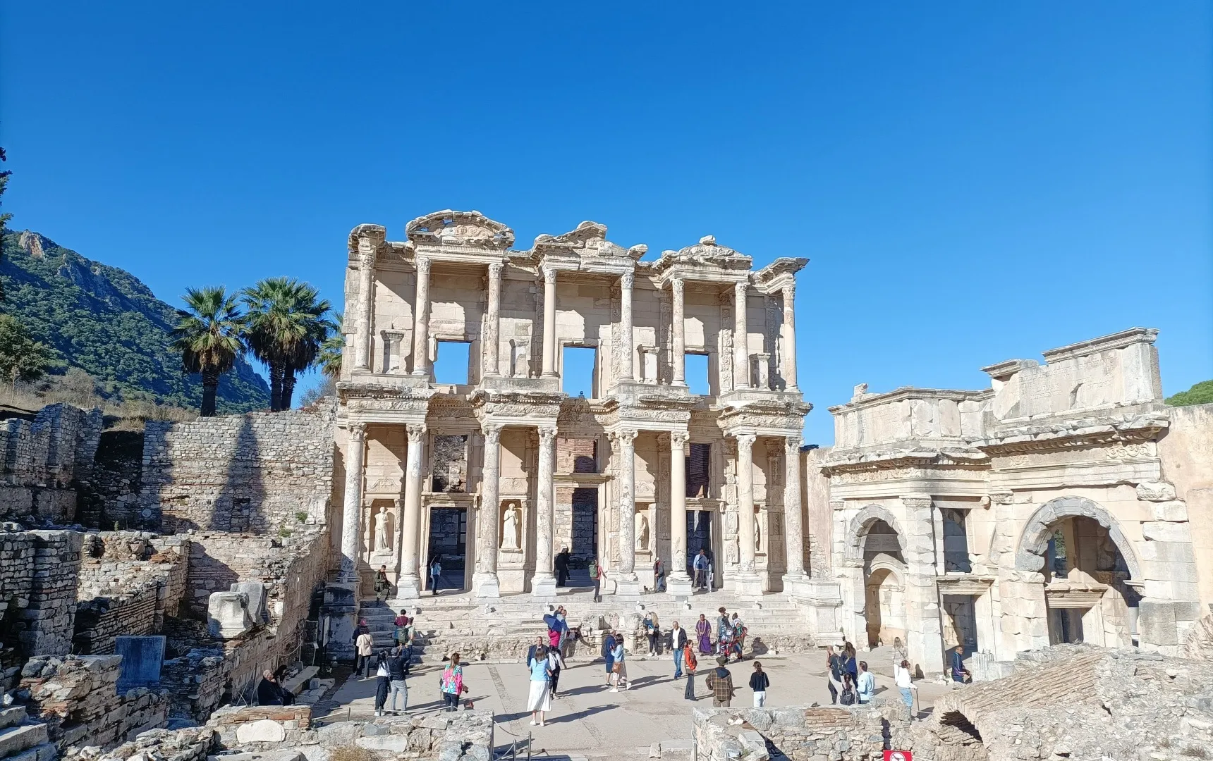 Pompeii Tour or Herculaneum and Mt.Vesuvio-13